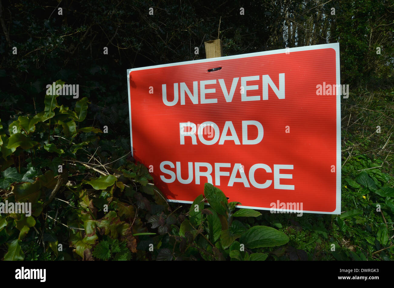 Schild für Straßenreparaturen. Verkehrszeichen Großbritannien. Stockfoto