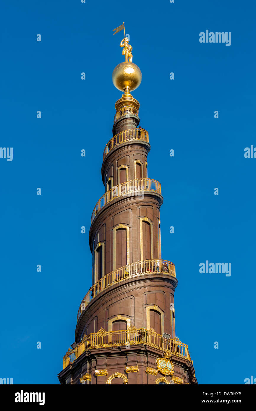 Der Turm der Kirche unseres Erlösers, Christianshavn, Kopenhagen, Dänemark Stockfoto