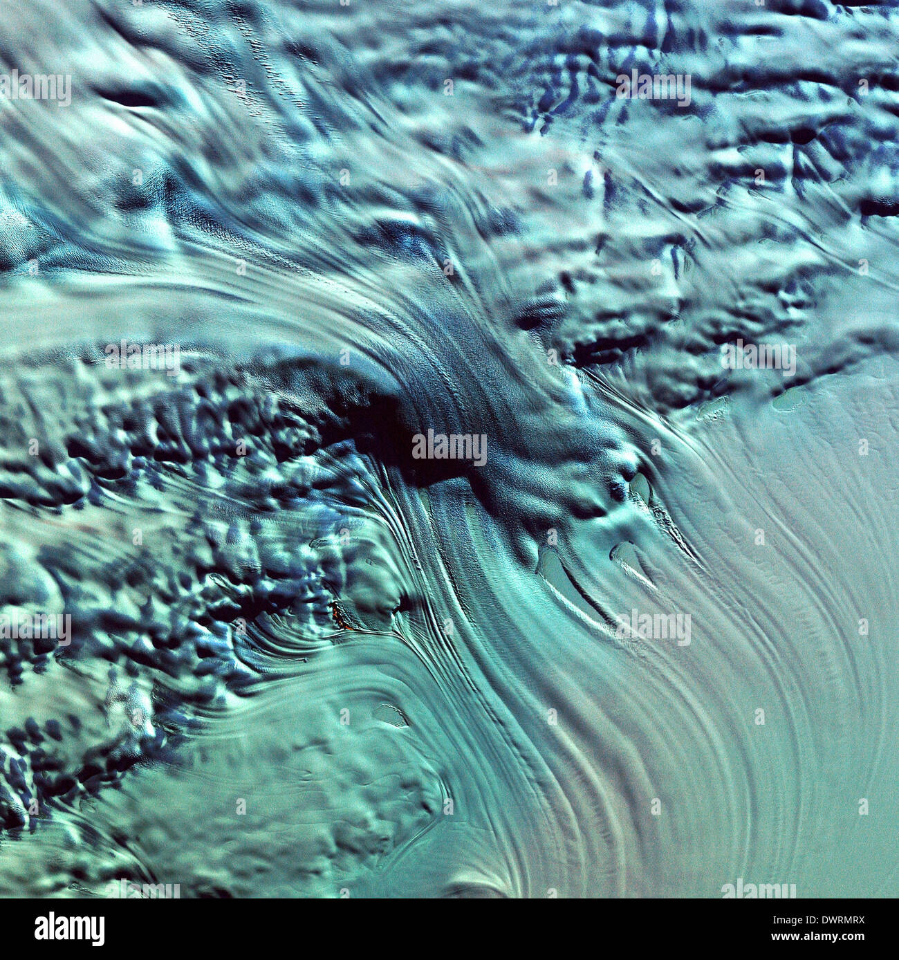 Lambert-Gletscher der Antarktis ist der größte der Welt. Beachten Sie den Eisfall, der aus der riesigen Eisdecke in den Gletscher speist. Stockfoto