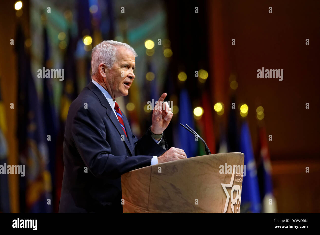 Republikanische Abbildung und zentrale Figur in der Iran-Contra-Skandal, ehemaligen Lt Col Oliver North am CPAC abgebildet. Stockfoto