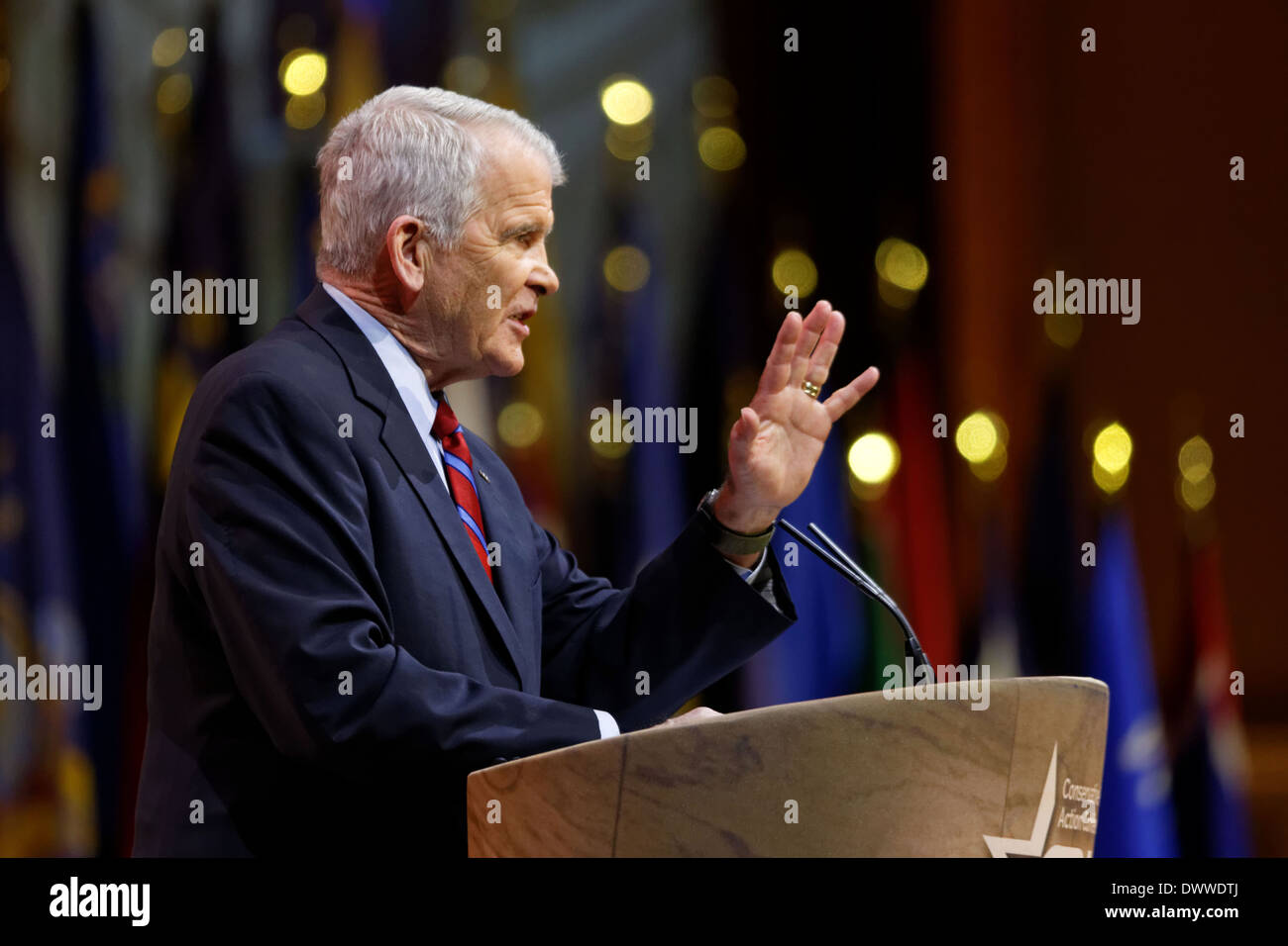 Republikanische Abbildung und zentrale Figur in der Iran-Contra-Skandal, ehemaligen Lt Col Oliver North am CPAC abgebildet. Stockfoto