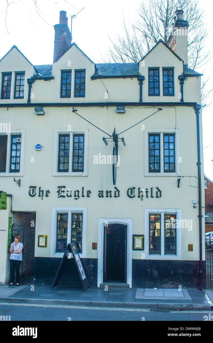 Der Adler und Kind Pub.  Oxford University Press;  Die Ahnungen.  CS Lewis.  JRR Tolkien Stockfoto