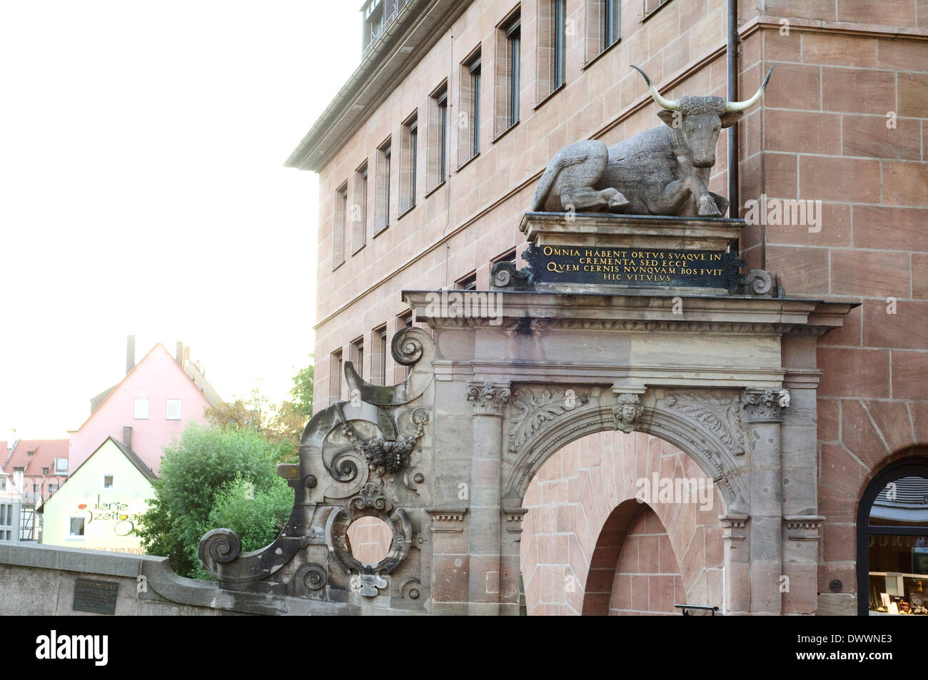 Deutschland, Bayern, Nürnberg, Stier-Statue Stockfoto