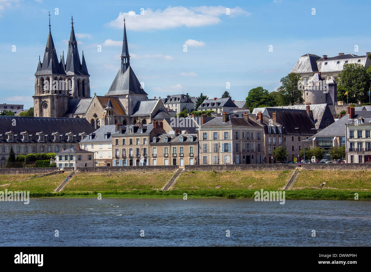 Die Stadt Blois von der Loire im Loire-Tal in Frankreich. Stockfoto