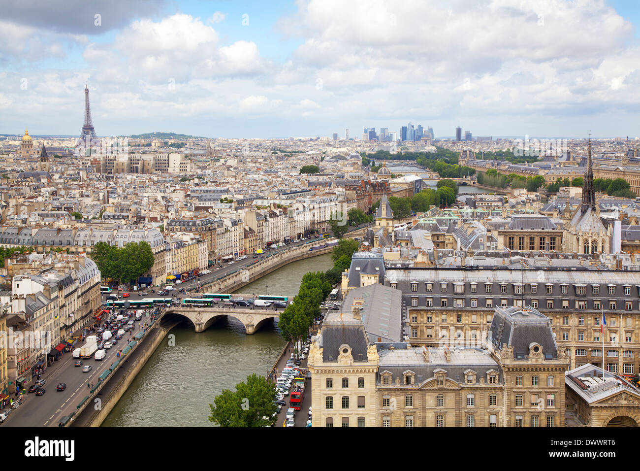 Paris-Skyline, Seineufer, Frankreich Stockfoto