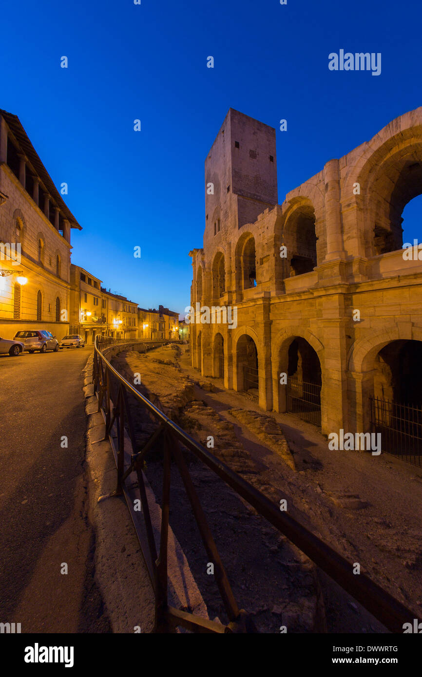 Der Roman Amphitheater in der alten Stadt Arles in der Provence in Südfrankreich. Stockfoto
