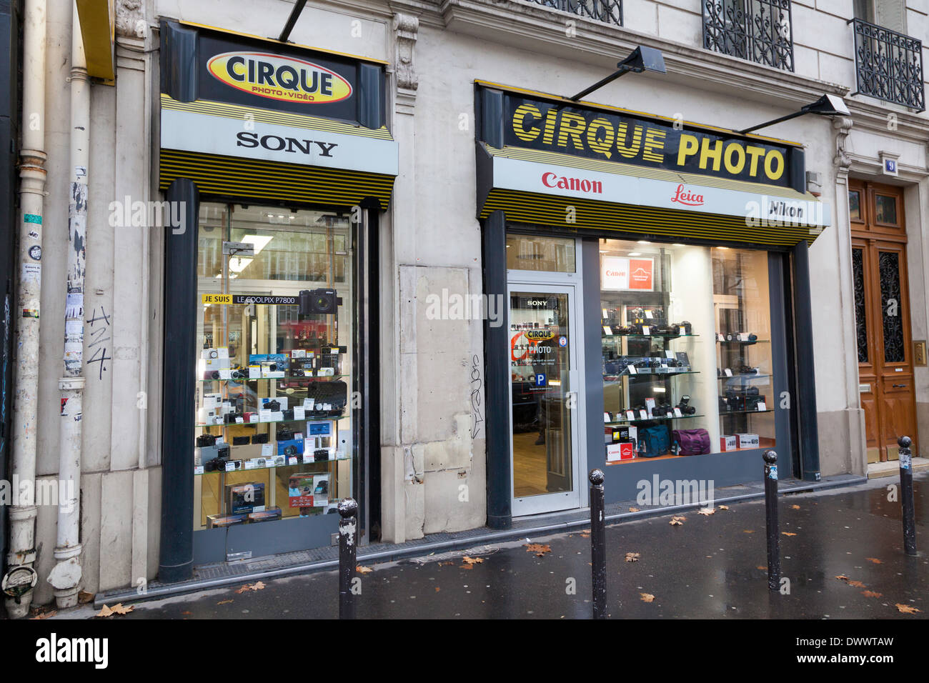 Cirque Foto Kamera Shop, Boulevard Beaumarchais, Paris, Frankreich Stockfoto