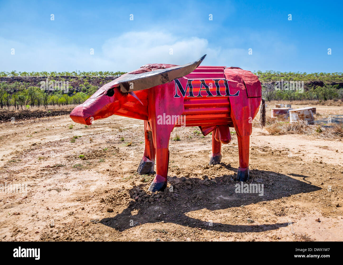 Australien, Northern Territory, Nathan Flussbahnhof red Bull Briefkasten Stockfoto