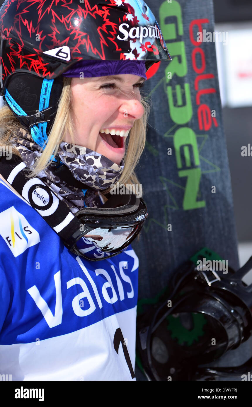 Dominique MALTAIS (CAN) im Snowboard Cross-Weltcup auf dem Podest: 11. März 2014 in Veysonnaz, Schweiz Stockfoto