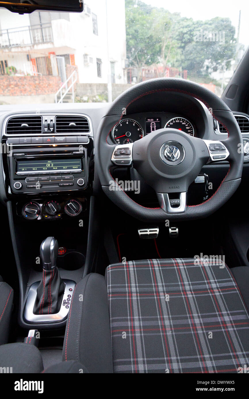 Volkswagen Polo GTI 2013 Modell mit blauer Farbe. Stockfoto