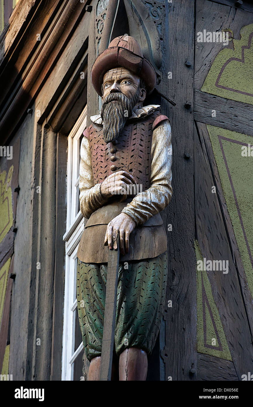 Holzstatue in Old Town, Colmar, Frankreich Stockfoto