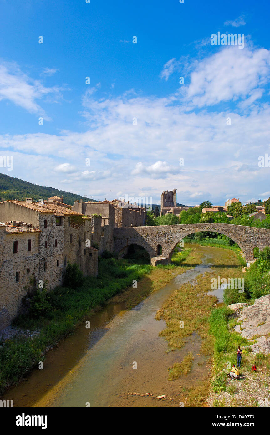 Abtei SainteMarie de Lagrasse, Lagrasse Stockfotografie Alamy