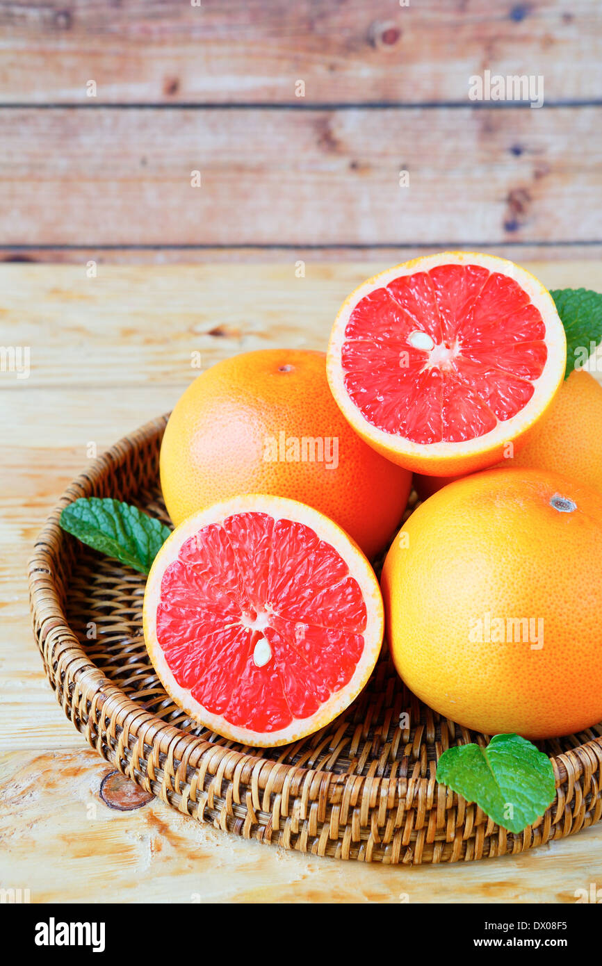 Reife Grapefruit Hälften, Essen Nahaufnahme Stockfotografie Alamy