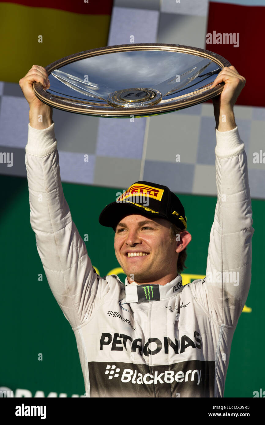 Melbourne, Australien. 16. März 2014. NICO ROSBERG und Mercedes AMG Petronas F1 Team ist auf dem Podium gesehen, nachdem man den ersten Platz in der Formel 1 Australian Grand Prix 2014 bei Albert Park Circuit in Melbourne, Australien. Bildnachweis: James Gasperotti/ZUMA Wire/ZUMAPRESS.com/Alamy Live-Nachrichten Stockfoto
