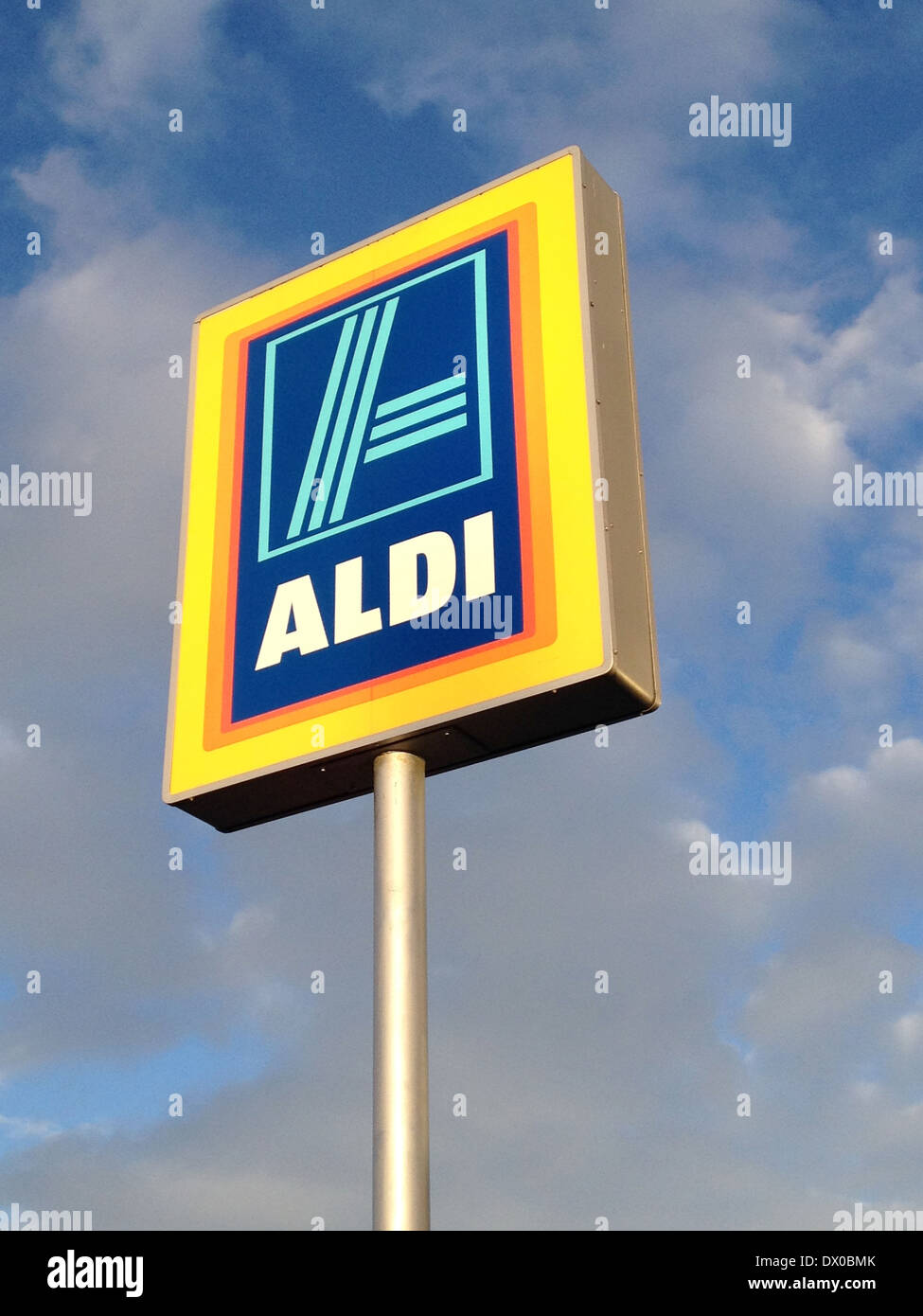 Aldi-Händler-Schild Stockfoto