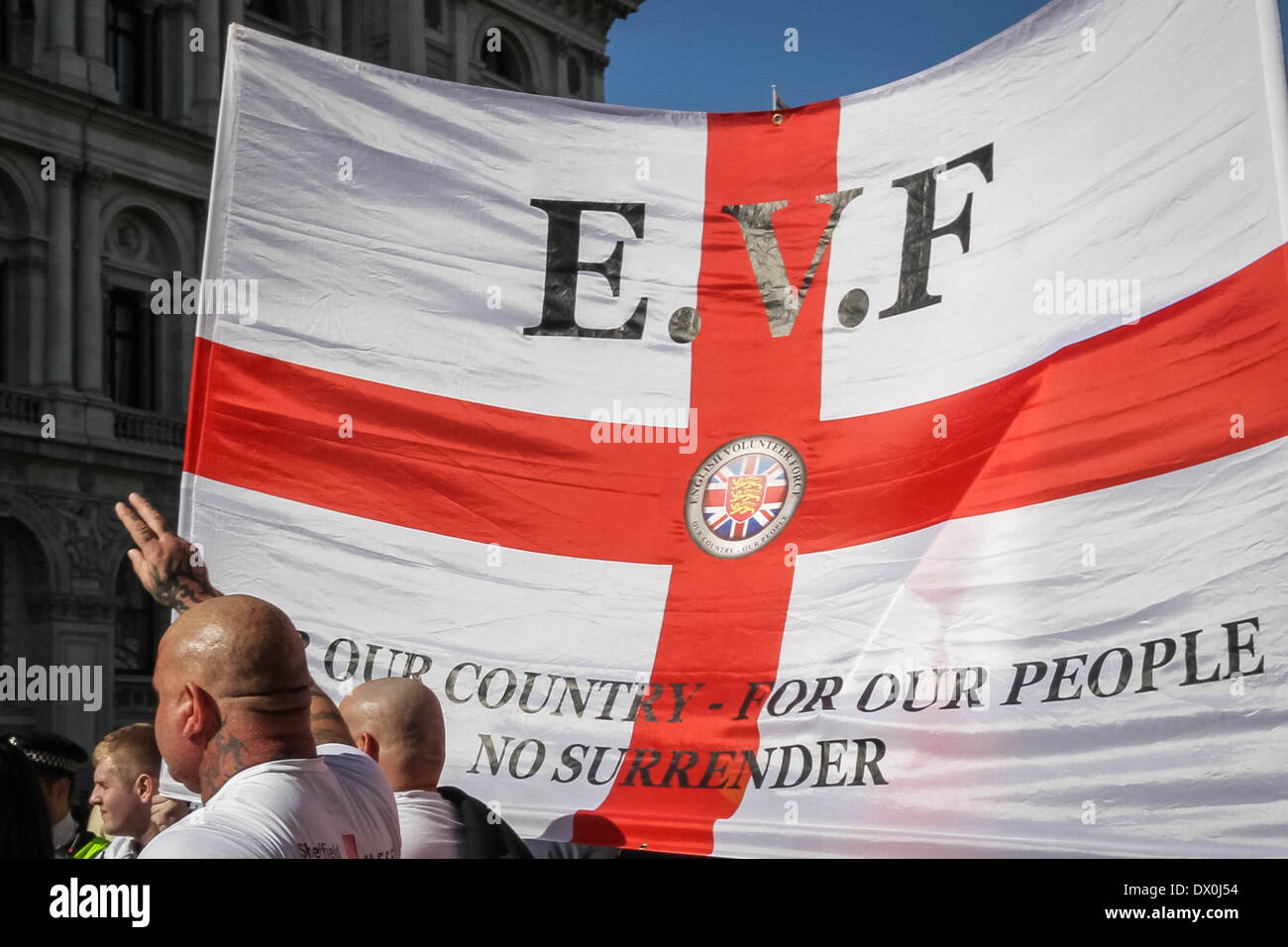 Englisch ehrenamtliche Kräfte (EVF) Anti-islamistischen Protestmarsch in London Stockfoto
