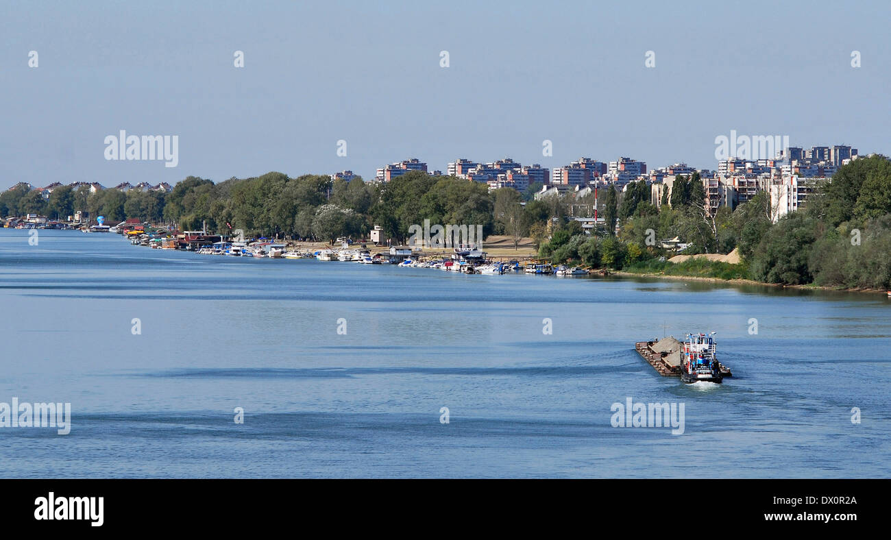 Neues Belgrad und Fluss Sava Stockfoto