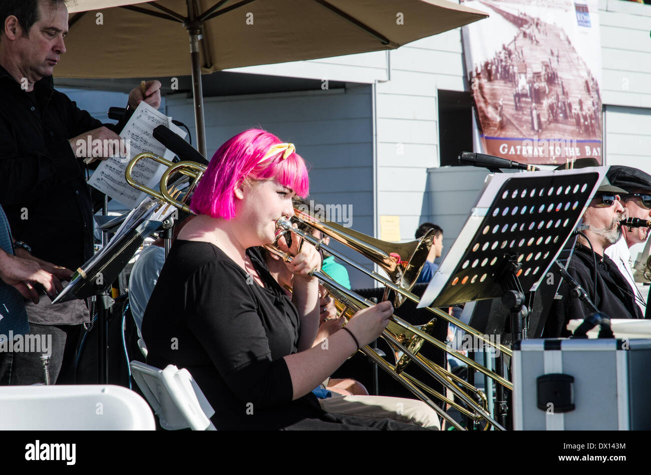 Santa Cruz, Kalifornien, USA. 16. März 2014. Jazz auf der Wharf-Veranstaltung am Santa Cruz municipal Wharf, Kalifornien. Stockfoto