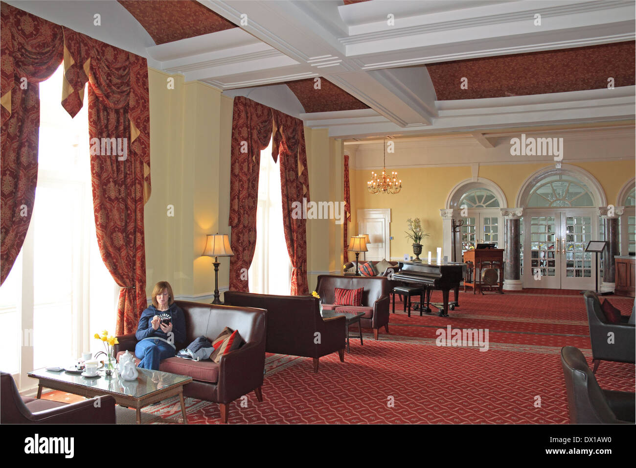 Haupt-Lounge im The Headland Hotel, Fistral Strand, Newquay, Cornwall, England, Großbritannien, Deutschland, UK, Europa Stockfoto