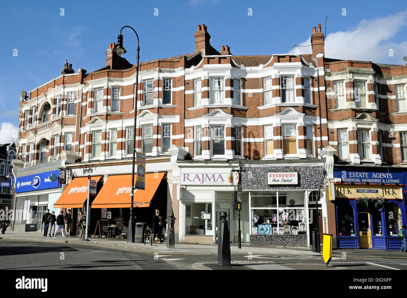 Geschäfte, Muswell Hill, London Borough of Haringey, England UK Stockfoto