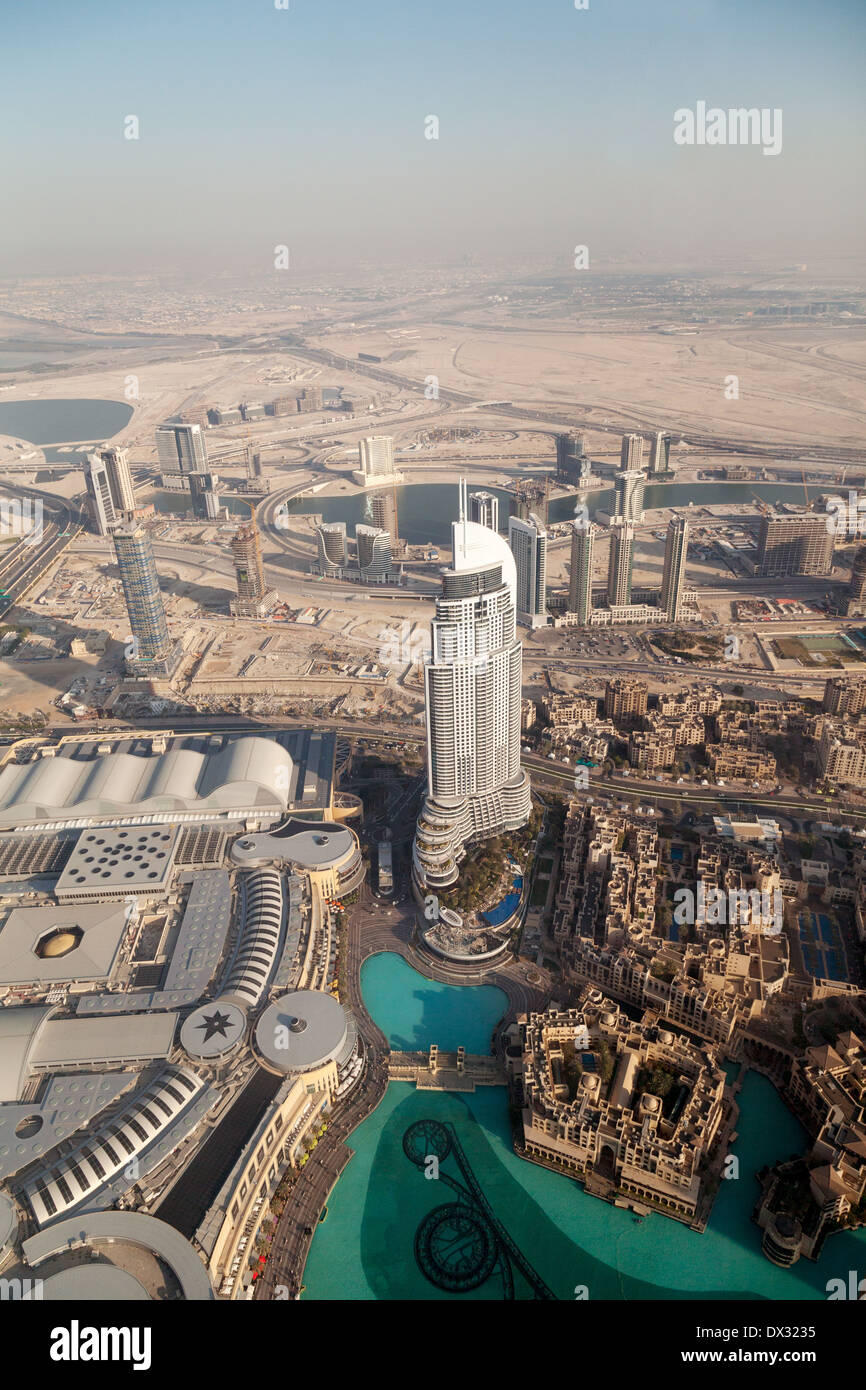 Adresse Downtown 5 Sterne Hotel, Dubai, gesehen von der Aussichtsplattform an der Spitze des Burj Khalifa, Dubai-VAE Stockfoto