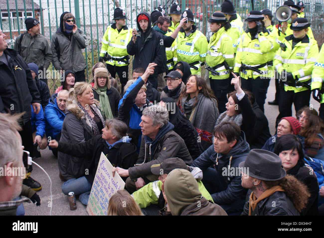 Bez 'Happy Mondays' besucht Barton Moos, unterstützen die Anti-Fracking-Demonstration Stockfoto