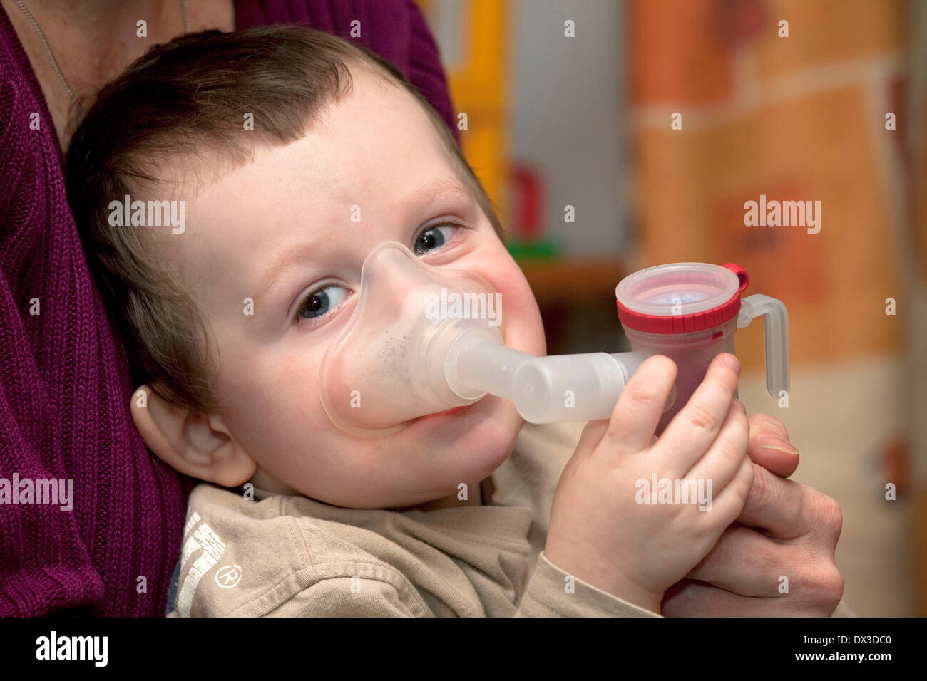 Kind Atmet Schwer Und Laut www.alamy.de