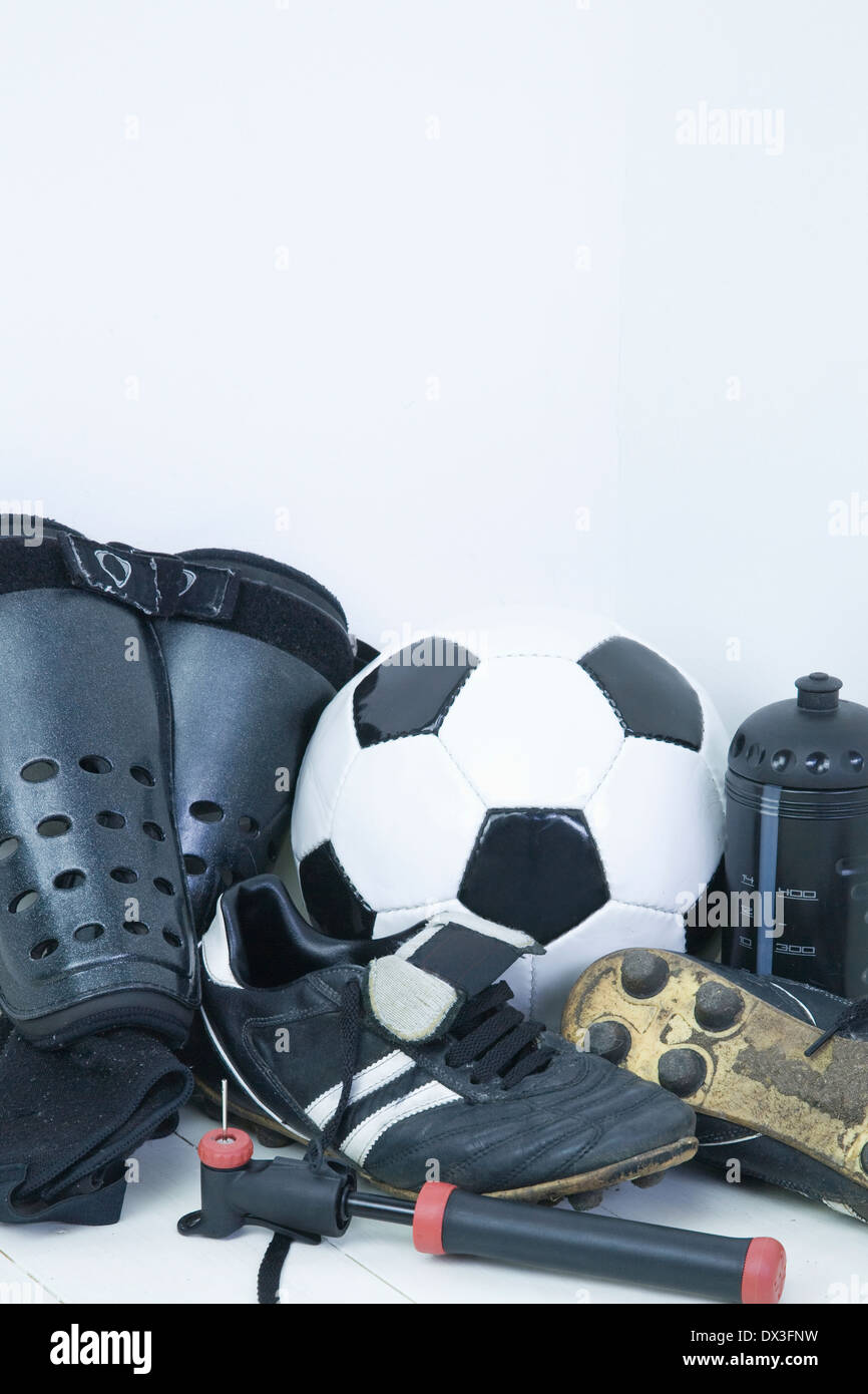 Fußball ausrüstung -Fotos und -Bildmaterial in hoher Auflösung – Alamy