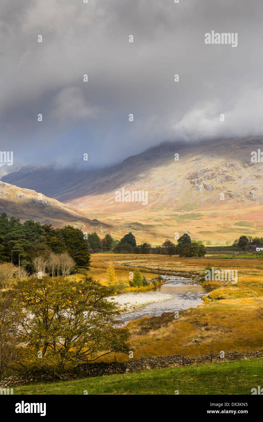 Blick Richtung Ulpha fiel aus dem Offshore-Tal, Cumbria. Stockfoto