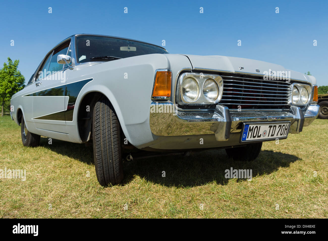 auto-ford-taunus-17m-p7b-stockfotografie-alamy