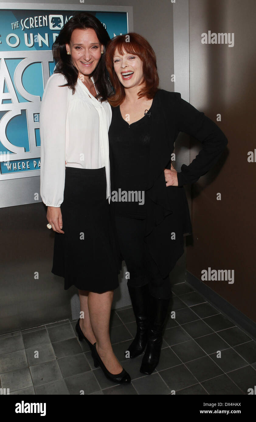 Frances Fisher, Rochelle Rose A Conversation mit Frances Fisher veranstaltet von der SAG-AFTRA Foundation Los Angeles, Kalifornien - 18.10.12 Featuring: Frances Fisher, Rochelle Rose Where: Los Angeles, Kalifornien, Frankreich bei: 18. Oktober 2012 Stockfoto