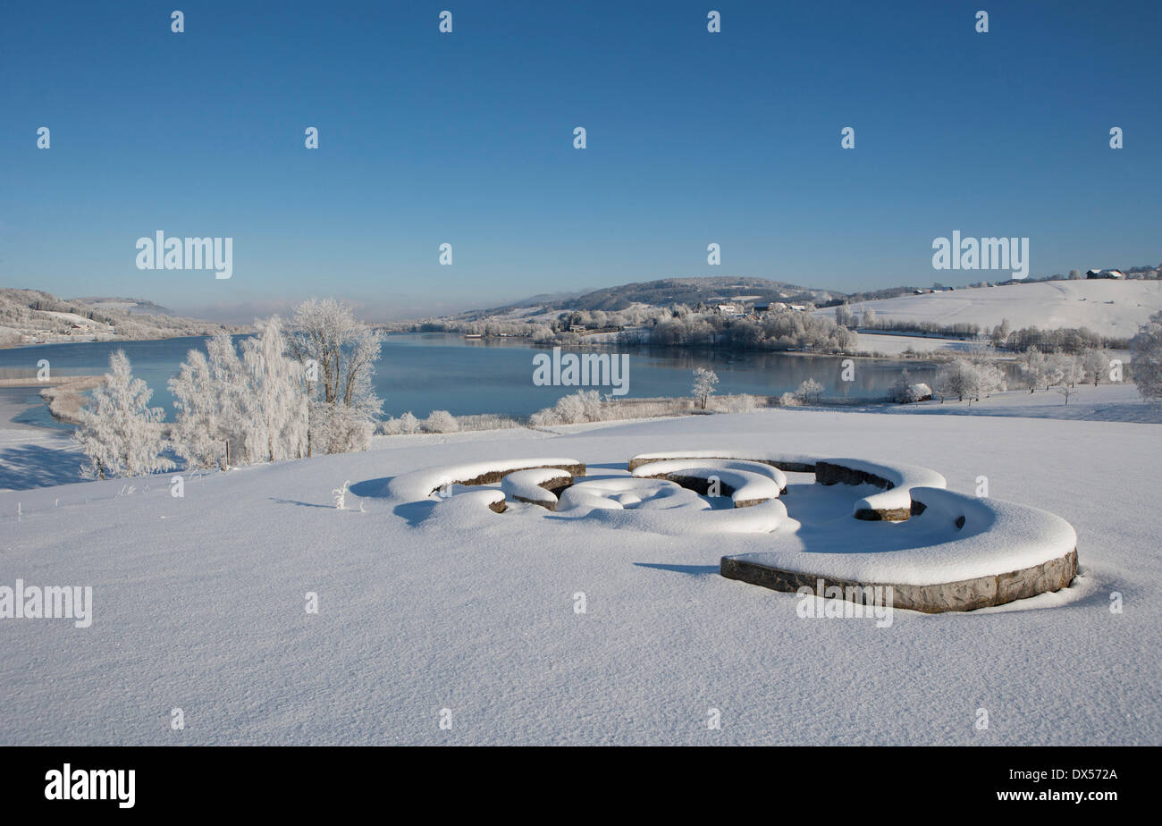 Winterlandschaft, Ort der Kraft, See Irrsee, Zell am Moos, Salzkammergut, Österreich Stockfoto