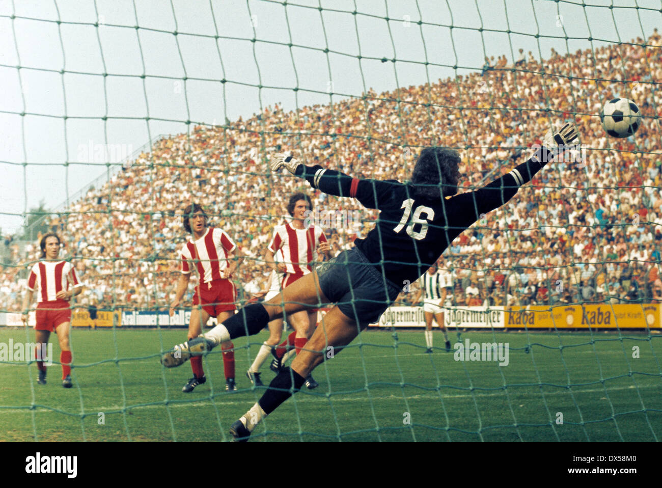 Bl 74/75 Borussia Mönchengladbach - Hertha BSC, 02.11.1974 - Berti
