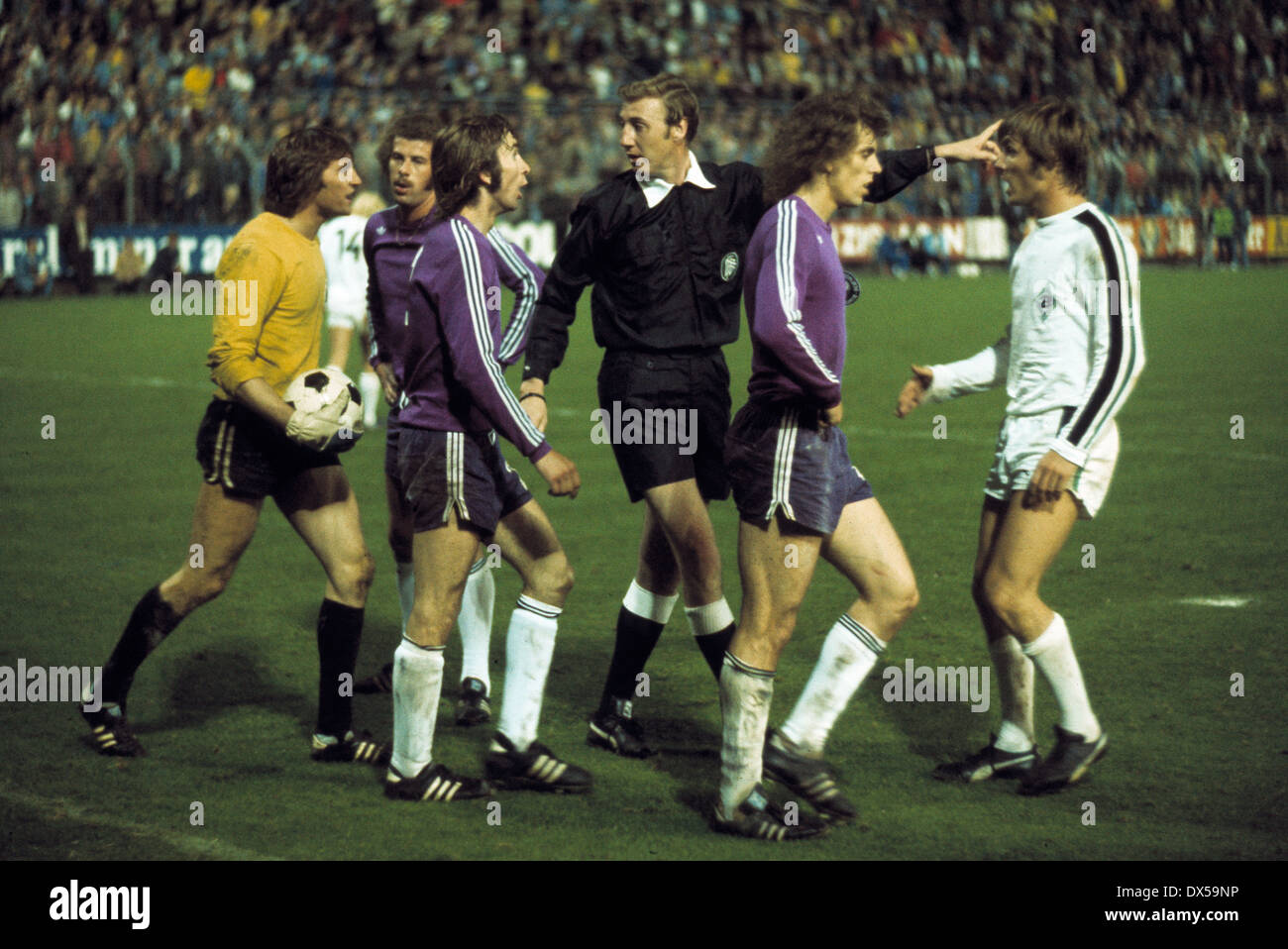 Schweißen Verkehr tragbar fußball bundesliga 1974 75 Mehrzweck Faul