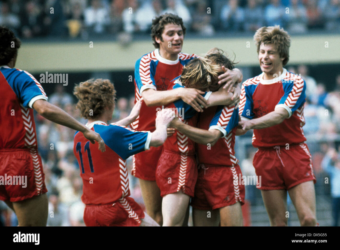 1974 bayer uerdingen fussball Fotos und Bildmaterial in hoher
