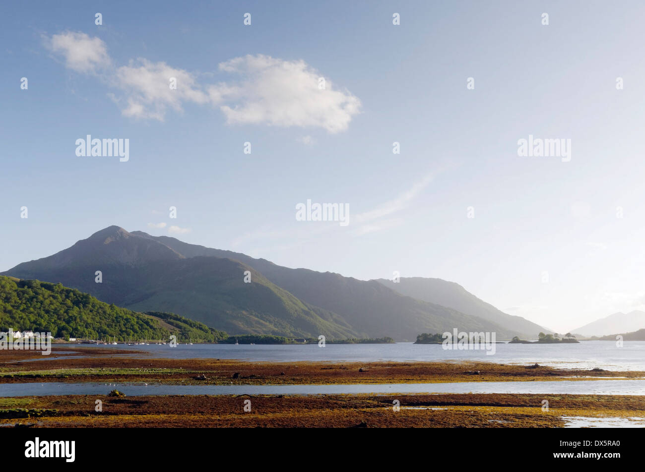 Abendlicht am Loch Linnhe in Schottland Stockfoto