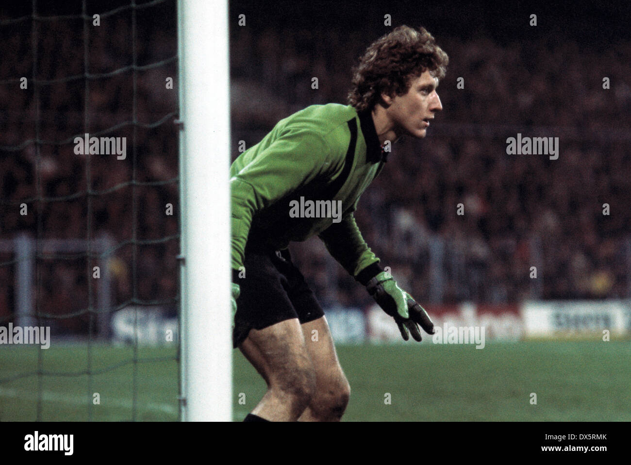 Fußball, Bundesliga, 1976/1977, Stadion Castroper Straße, der VfL Bochum im Vergleich zu 1. FC Köln 1:2, Szene des Spiels, Torwart Harald Schumacher (FC) Stockfoto