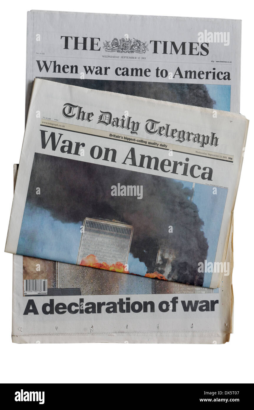 Englische Zeitungen vom 11. September 2001 kündigt die Angriffe auf New York Stockfoto
