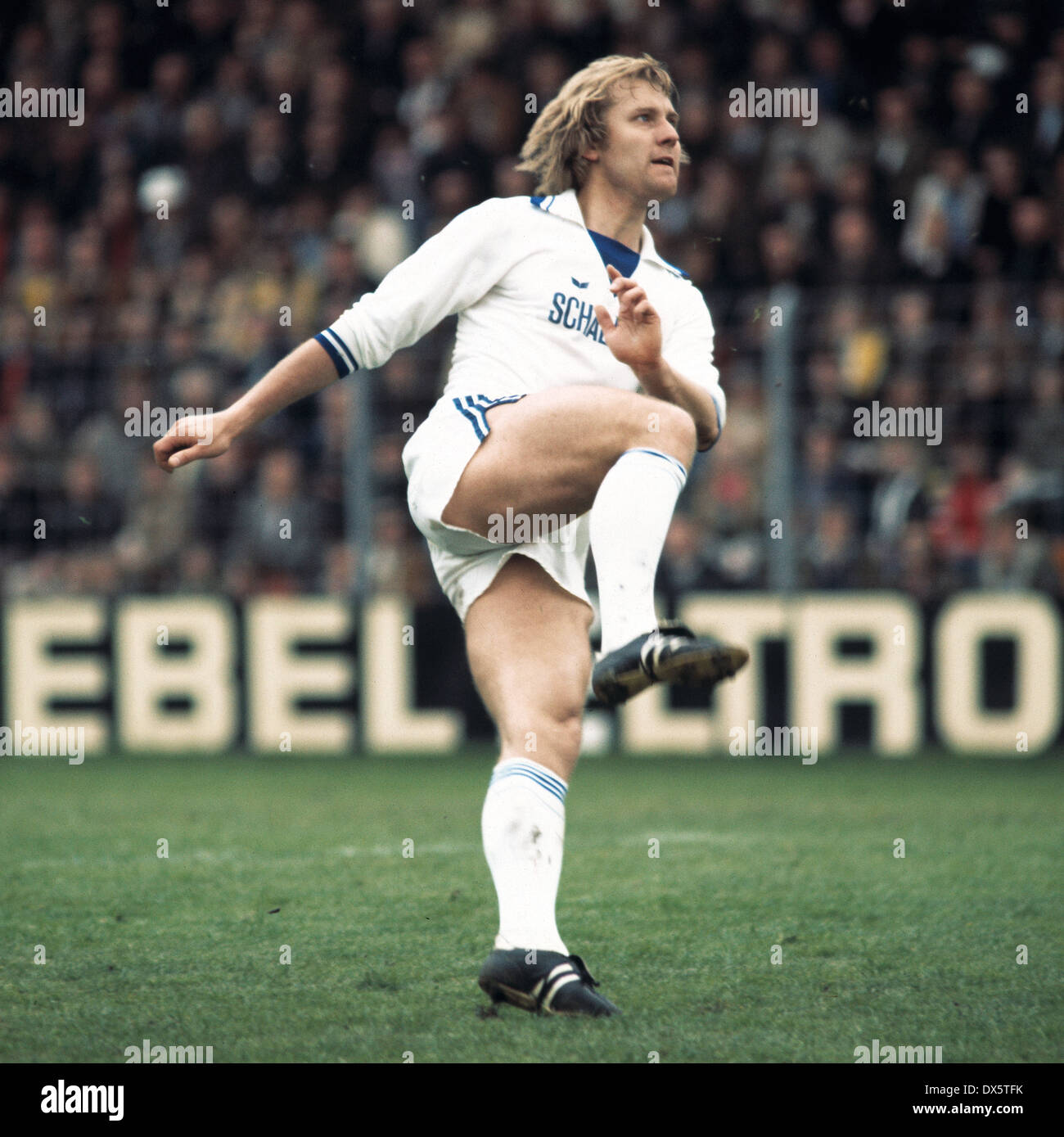 1 bundesliga 1977 Fotos und Bildmaterial in hoher Auflösung Alamy
