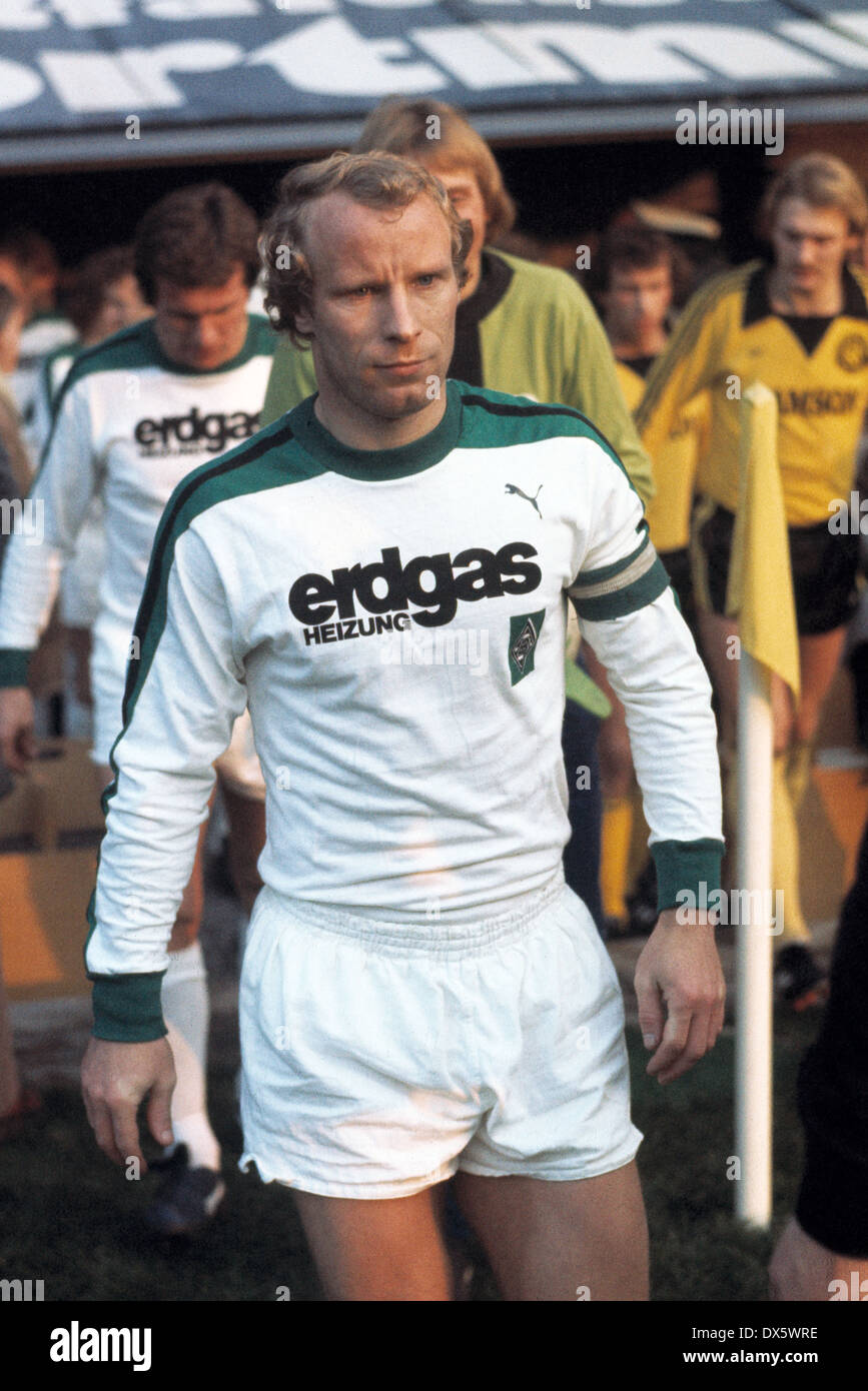 fu-ball-bundesliga-1977-1978-westfalenstadion-borussia-dortmund-vs