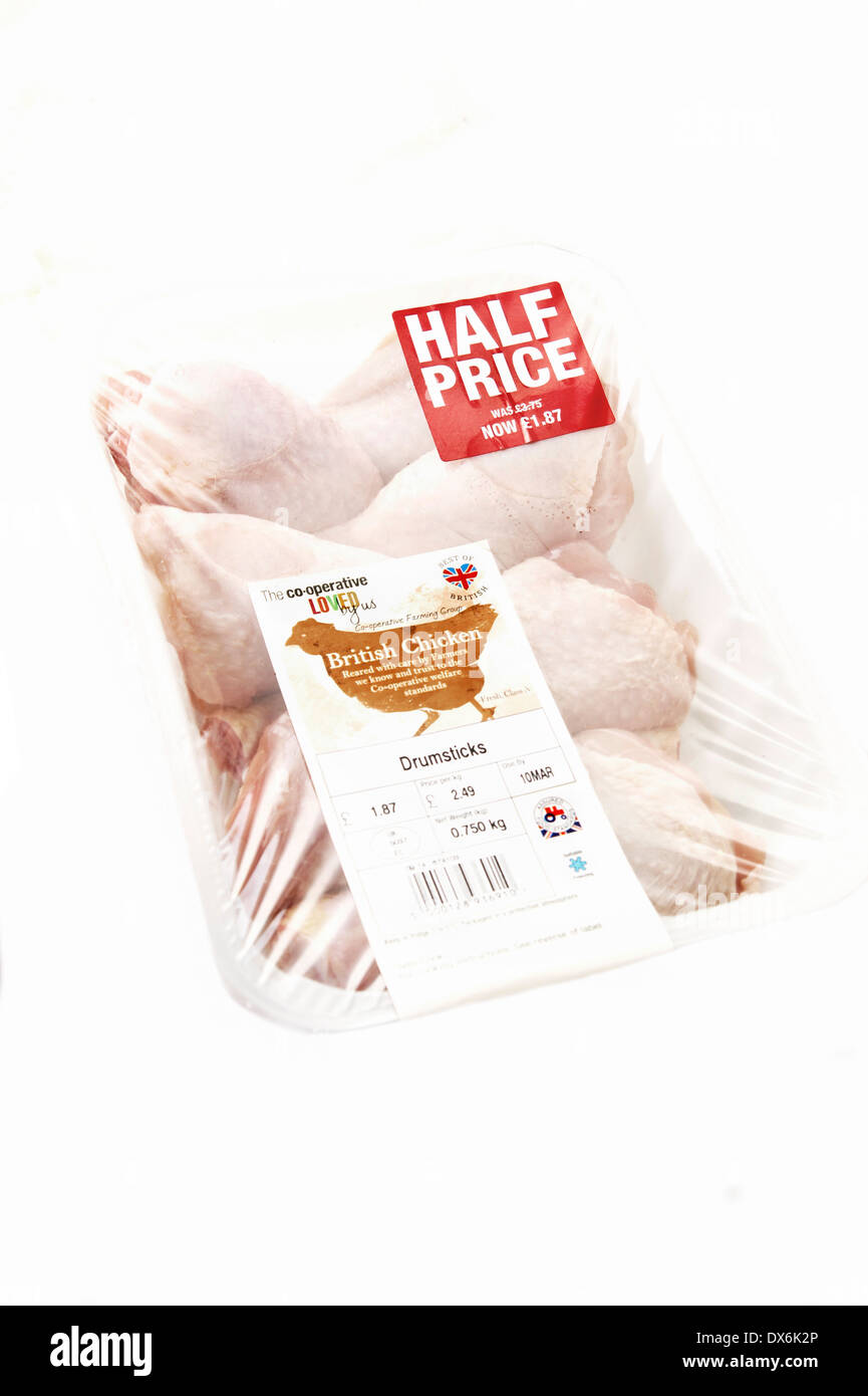 Co-Operative britische chicken Drumsticks (Zeichen / Logos der britischen Bauernhof Standardlogo der kleine rote Traktor-Symbol) Stockfoto