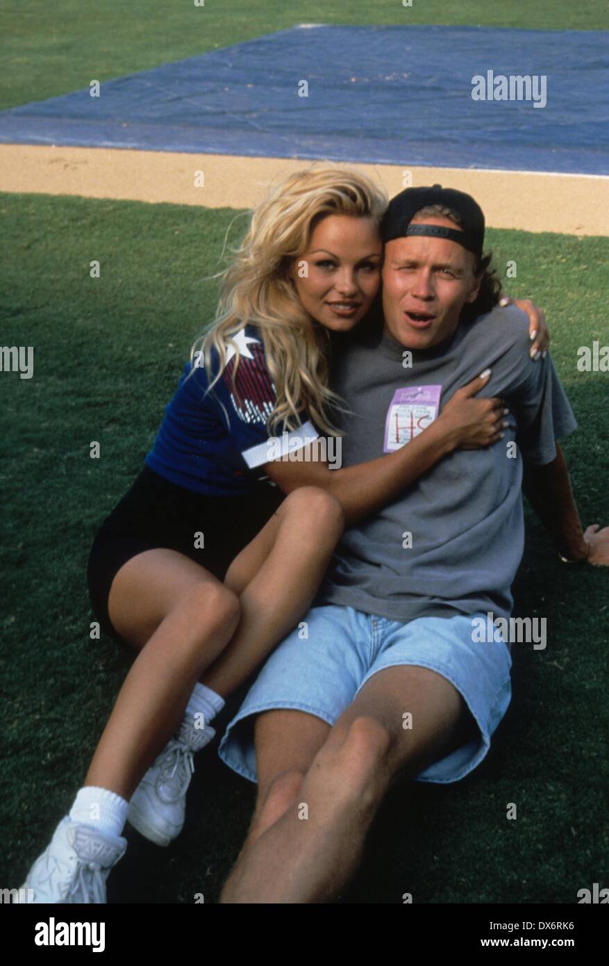 PAMELA ANDERSON mit Bruder 1993.6227eg. (Kredit-Bild: © Ed Geller/Globe Photos/ZUMAPRESS.com) Stockfoto