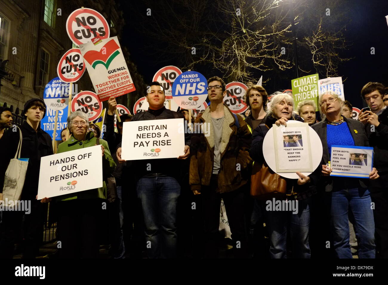 London, UK. 19. März 2014. Menschen versammelten sich vor Downing St ein Personen Haushalt zu fordern. Bildnachweis: Rachel Megawhat/Alamy Live-Nachrichten Stockfoto