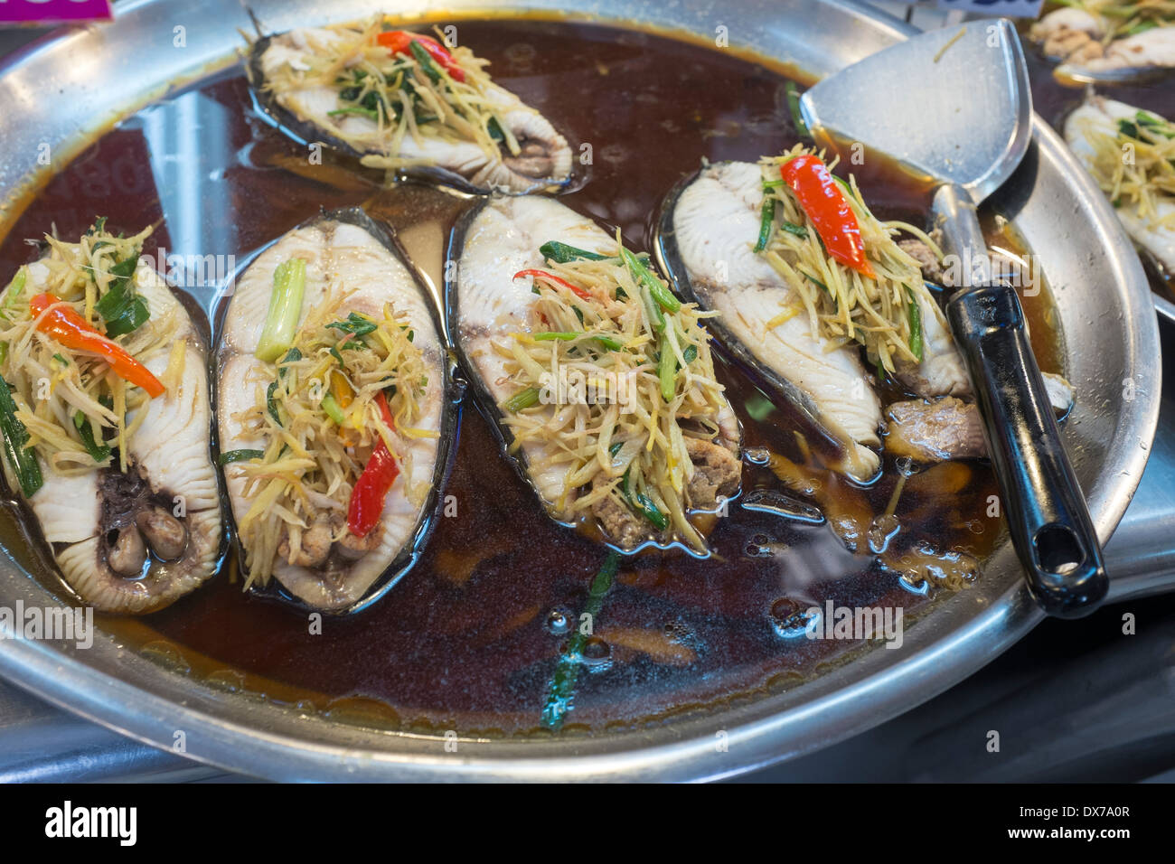Imbissstände am oder Tor Kor Markt Chatuchak Bangkok Stockfoto