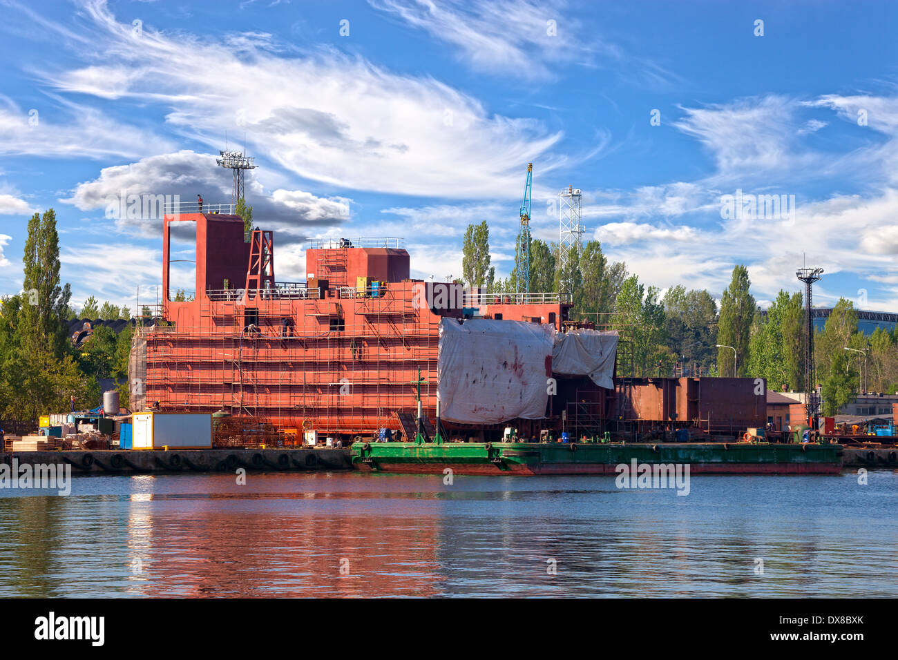 Teil der großen Schiffe im Bau. Stockfoto