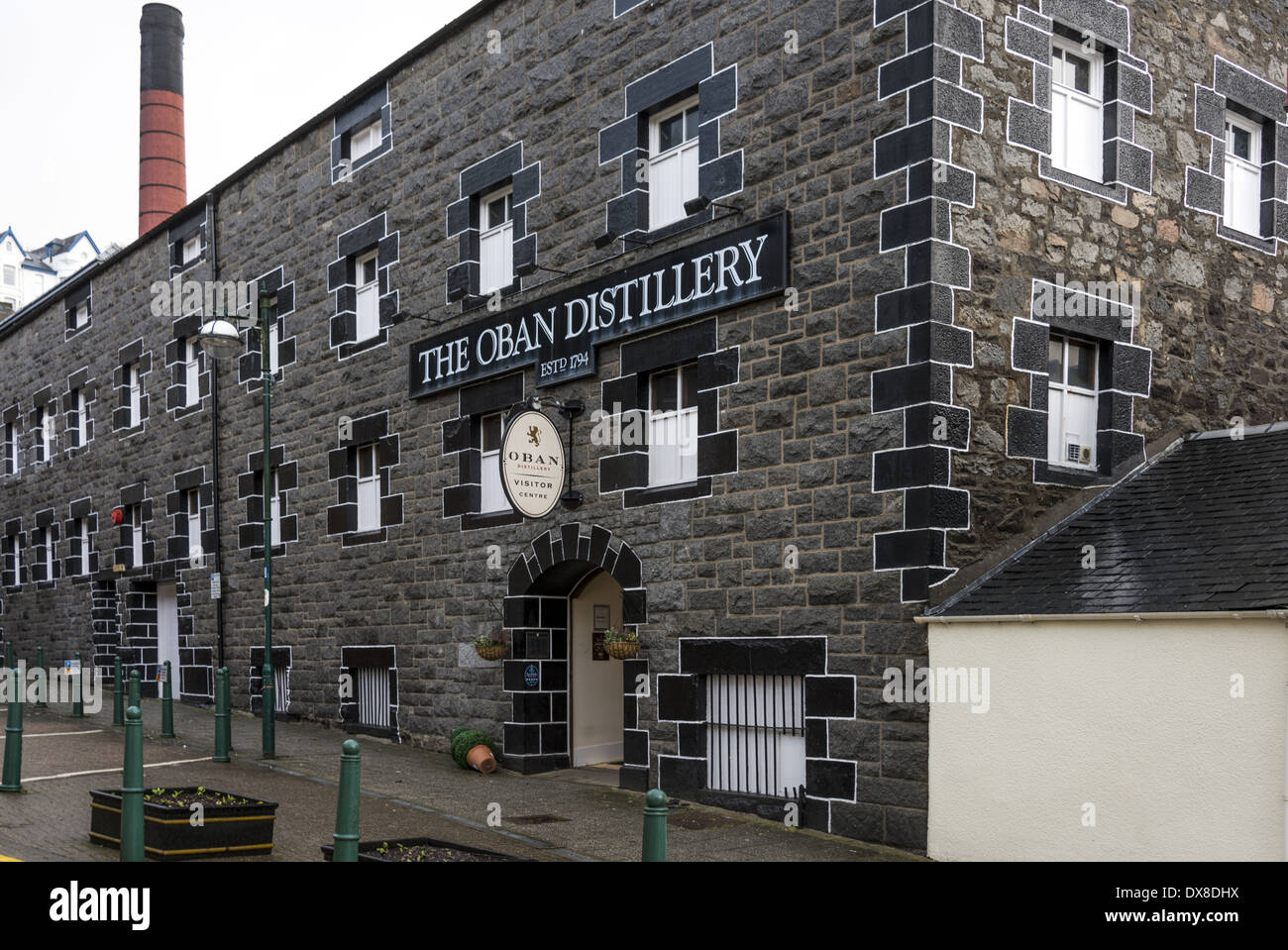 Die Oban Distillery, wo single-Malt-Whisky destilliert wird. Oban ist ein Kurort in Argyll and Bute Council Bereich Stockfoto