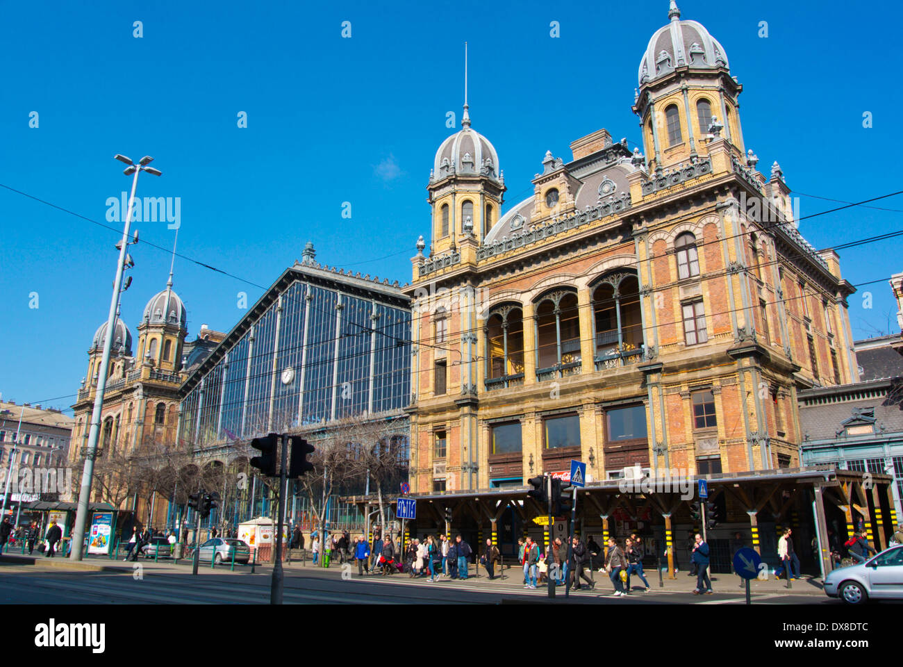 Bahnhof Nyugati Palyaudvar, Nyugati ter quadratisch, Budapest, Ungarn, Mitteleuropa Stockfoto