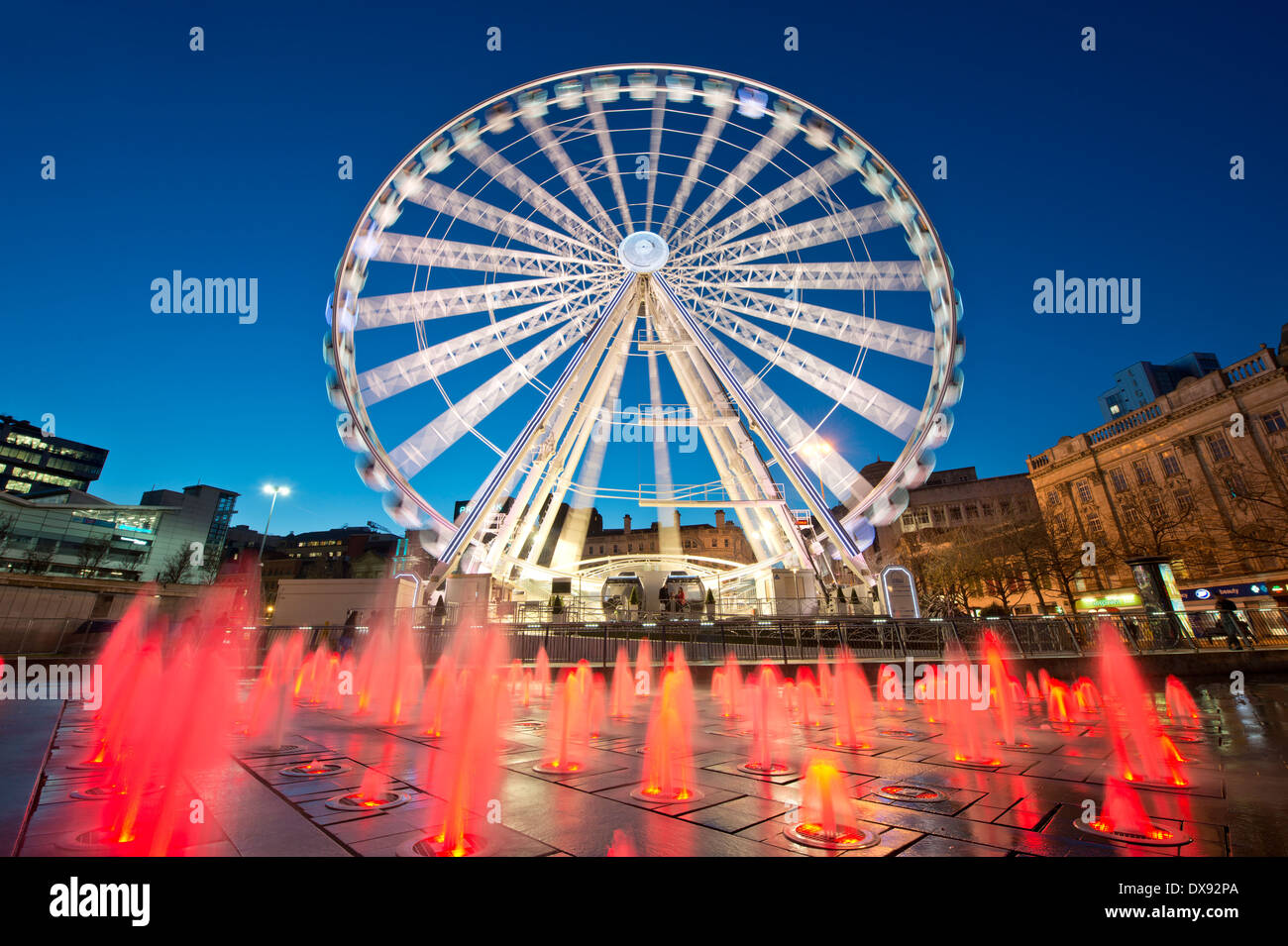 Das neue Rad von Manchester Riesenrad im Piccadilly Gardens in Manchester gelegen. Stockfoto