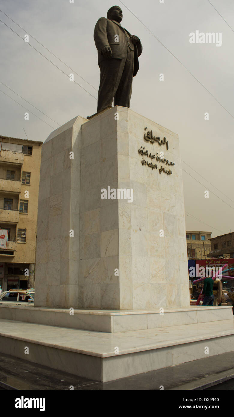 Statue des irakischen Dichters Maarouf Rusafi Stockfoto