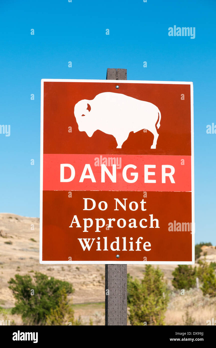 North Dakota, Theodore-Roosevelt-Nationalpark, South Unit, Bison-Warnschild Stockfoto